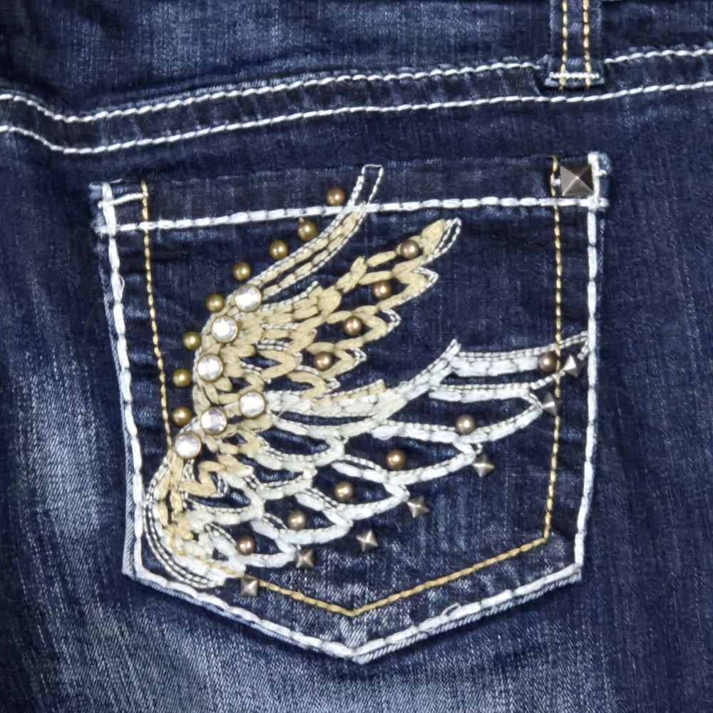 Vanity Blue Jeans with Ornate Embellishments
